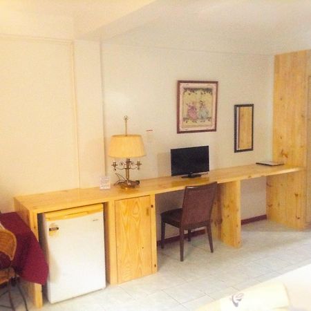 Makiling Onsen Hotel 洛斯巴尼奥斯 外观 照片